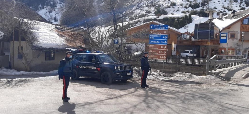 Prima lo sparo e poi con il fuoristrada tenta di investire i forestali: denunciato un cacciatore